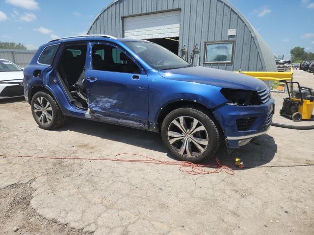 2017 VOLKSWAGEN TOUAREG WO WVGRF7BP5HD003176