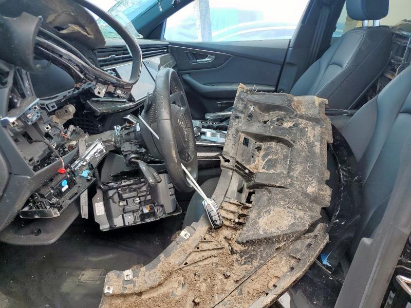2020 AUDI Q8 PREMIUM WA1AVAF16LD015296