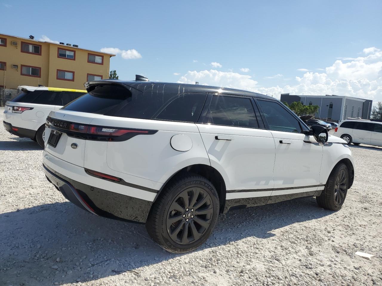 LAND ROVER RANGE ROVER R-DYNAMIC S