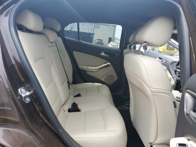 2018 MERCEDES-BENZ GLA 250 4M WDCTG4GB5JJ500135