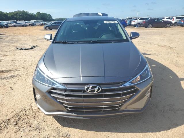 2019 HYUNDAI ELANTRA SEL 5NPD84LF0KH479687