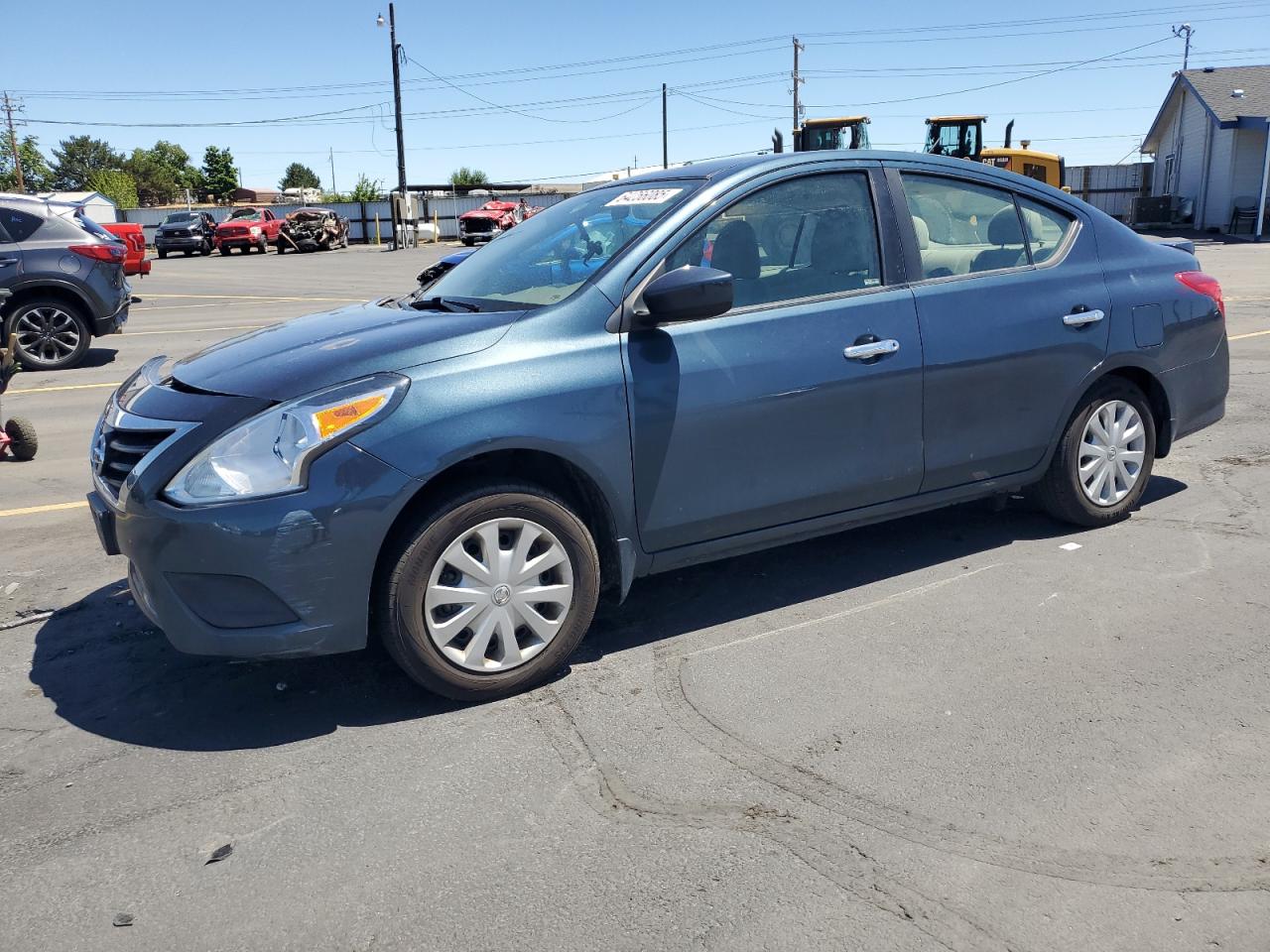 NISSAN VERSA S