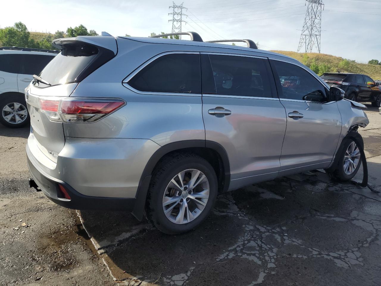 TOYOTA HIGHLANDER XLE
