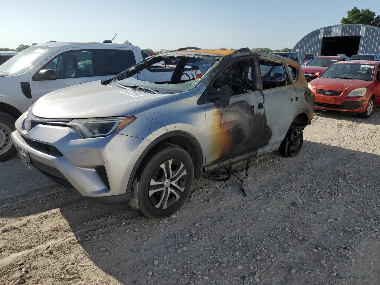 TOYOTA RAV4 LE