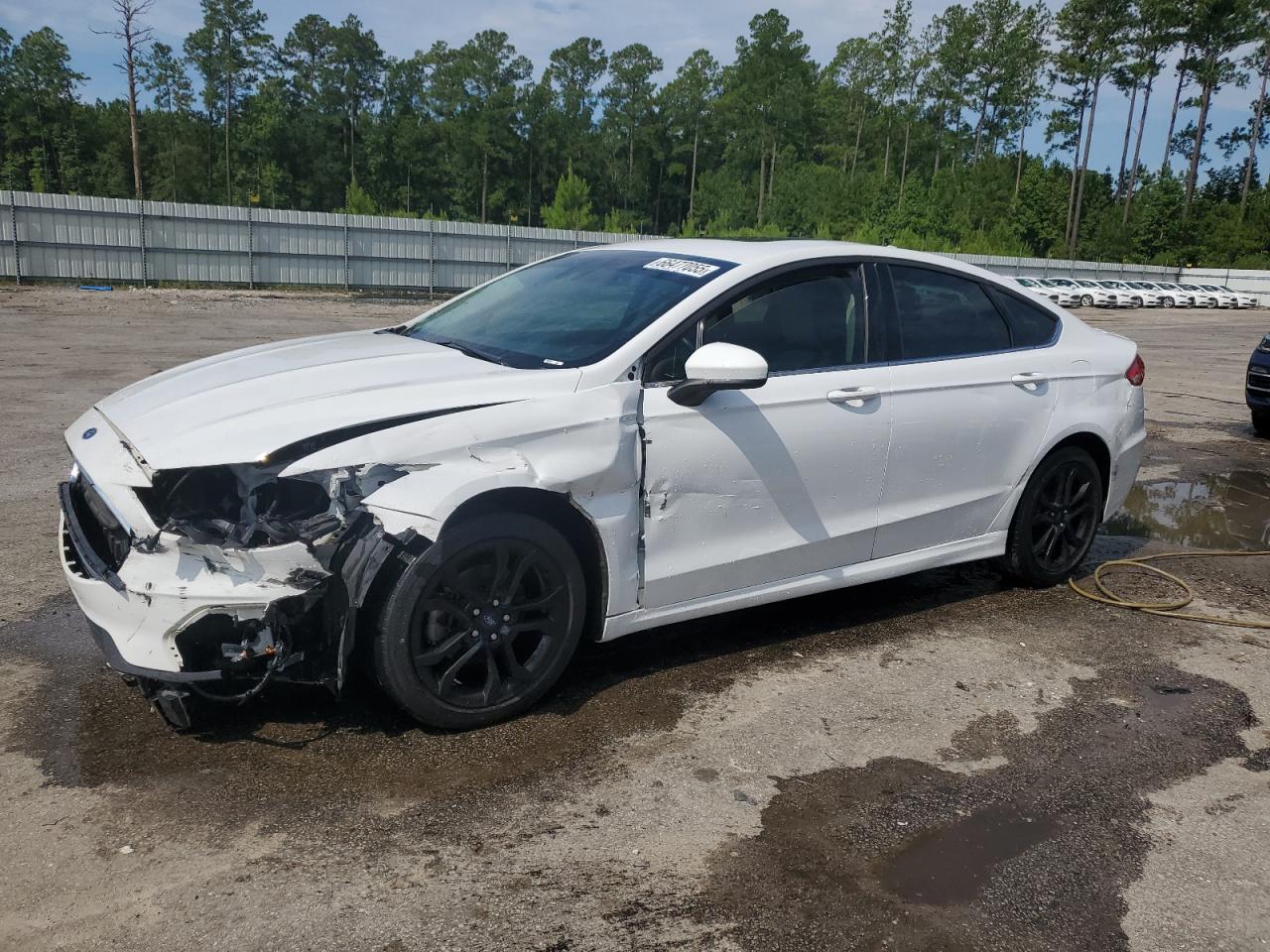 FORD FUSION SE