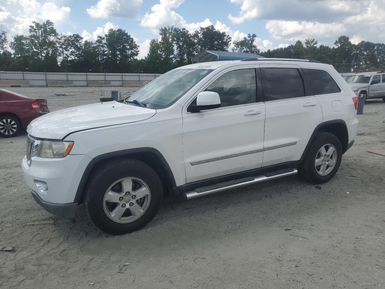 JEEP GRAND CHEROKEE LAREDO