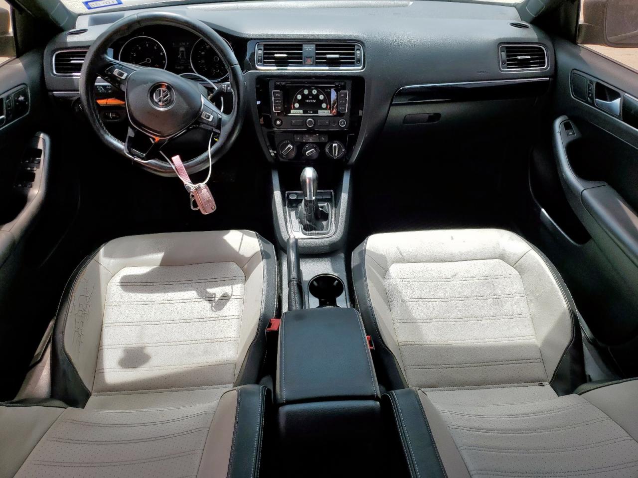 Volkswagen Jetta se 2015