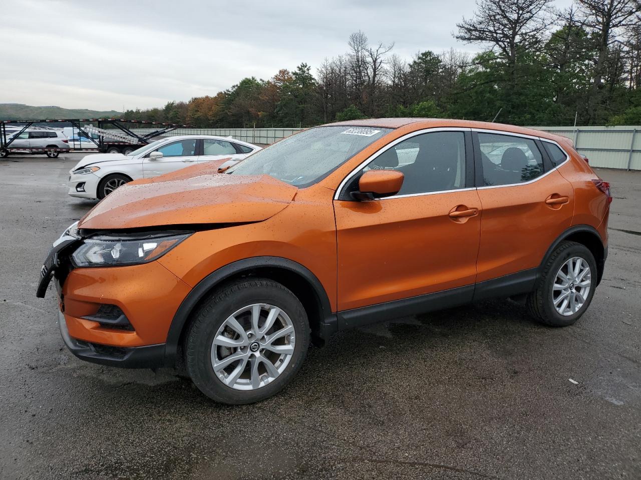NISSAN ROGUE SPORT S