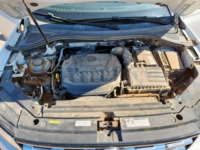 2018 VOLKSWAGEN TIGUAN SE - 3VV3B7AX5JM186484