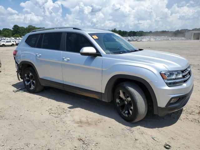 2018 VOLKSWAGEN ATLAS SE 1V2KR2CA0JC523869