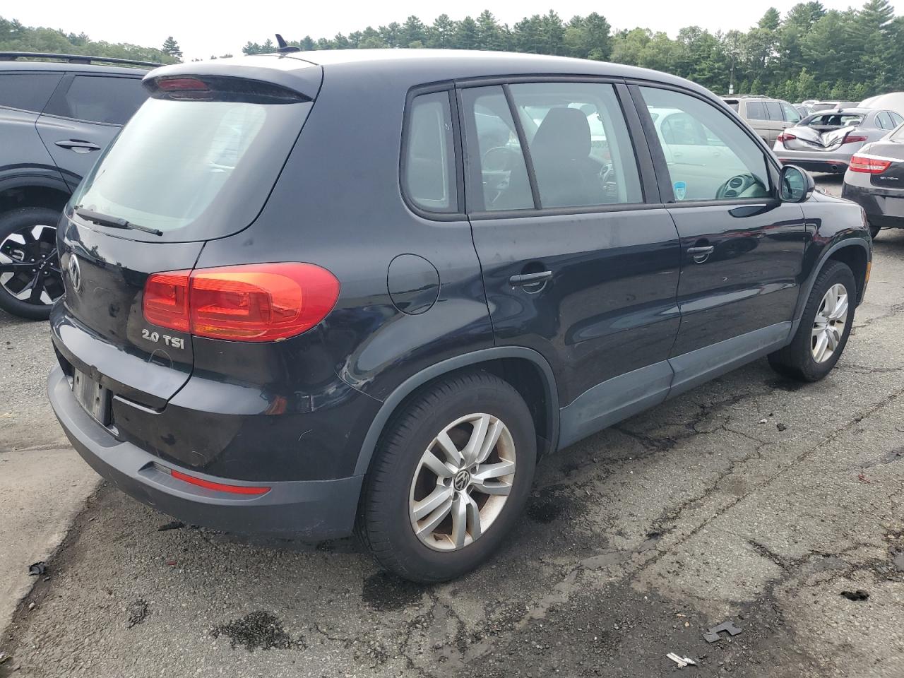 VOLKSWAGEN TIGUAN S