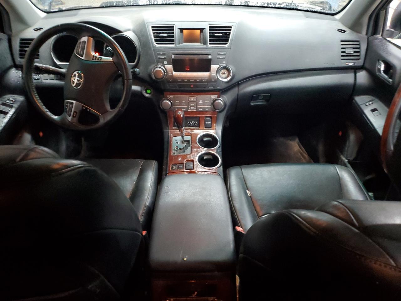 TOYOTA HIGHLANDER LIMITED