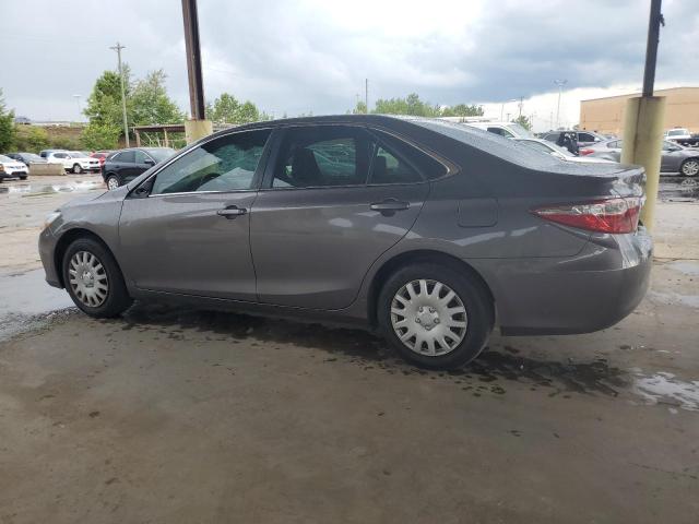 Vin: 4t1bf1fk4hu625717, lot: 63028485, toyota camry le 20172