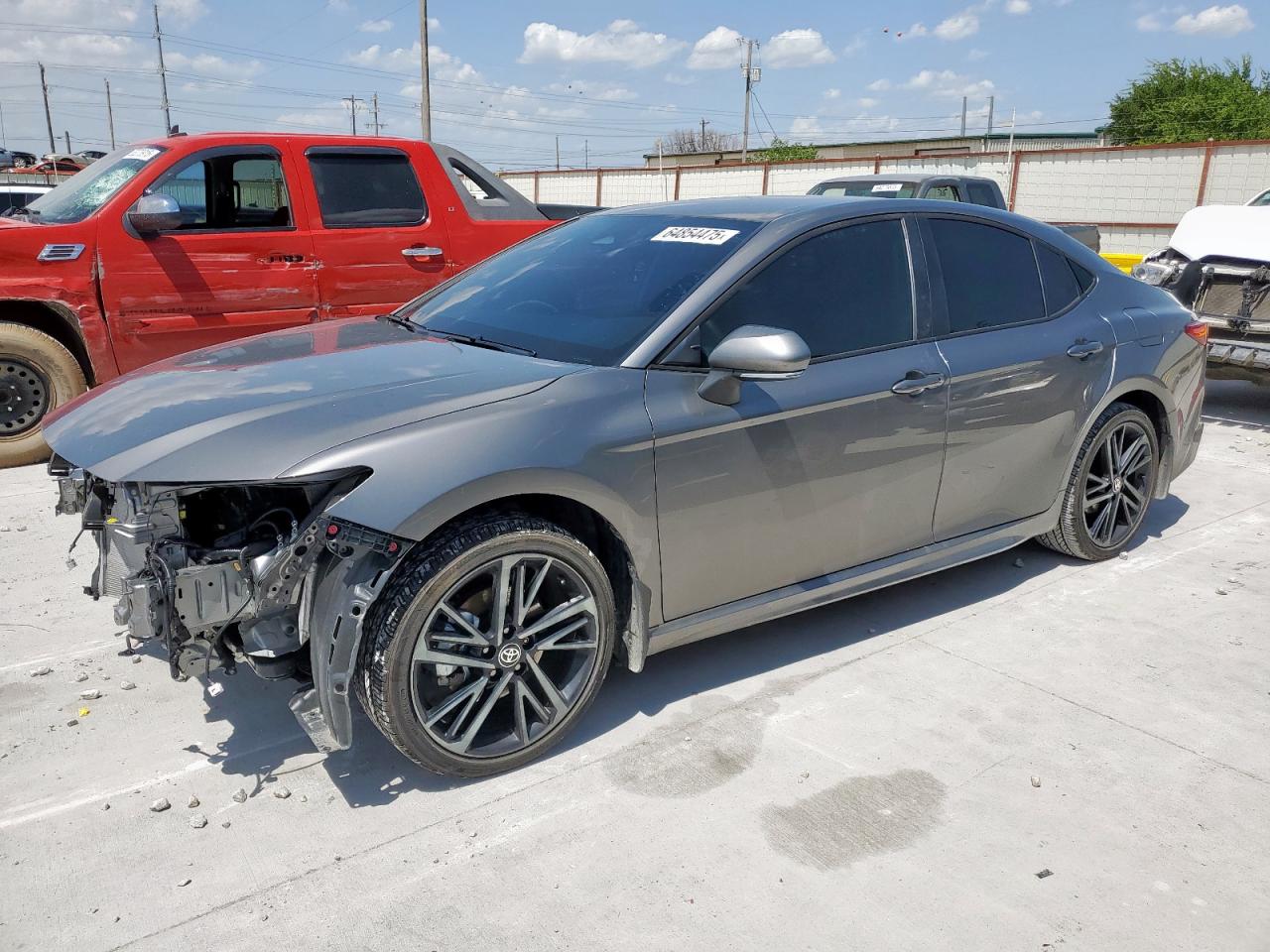 TOYOTA CAMRY XSE