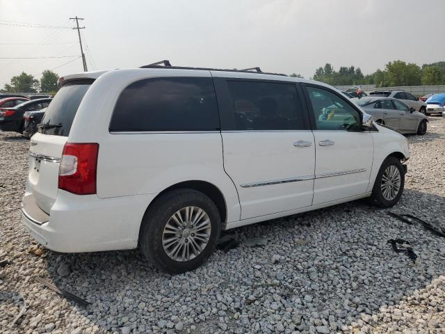 2015 CHRYSLER TOWN & COU - 2C4RC1CGXFR674703