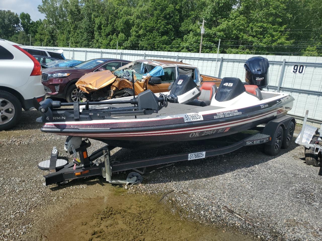 Lot #3260387569 2013 SKEETER MARINE LOT