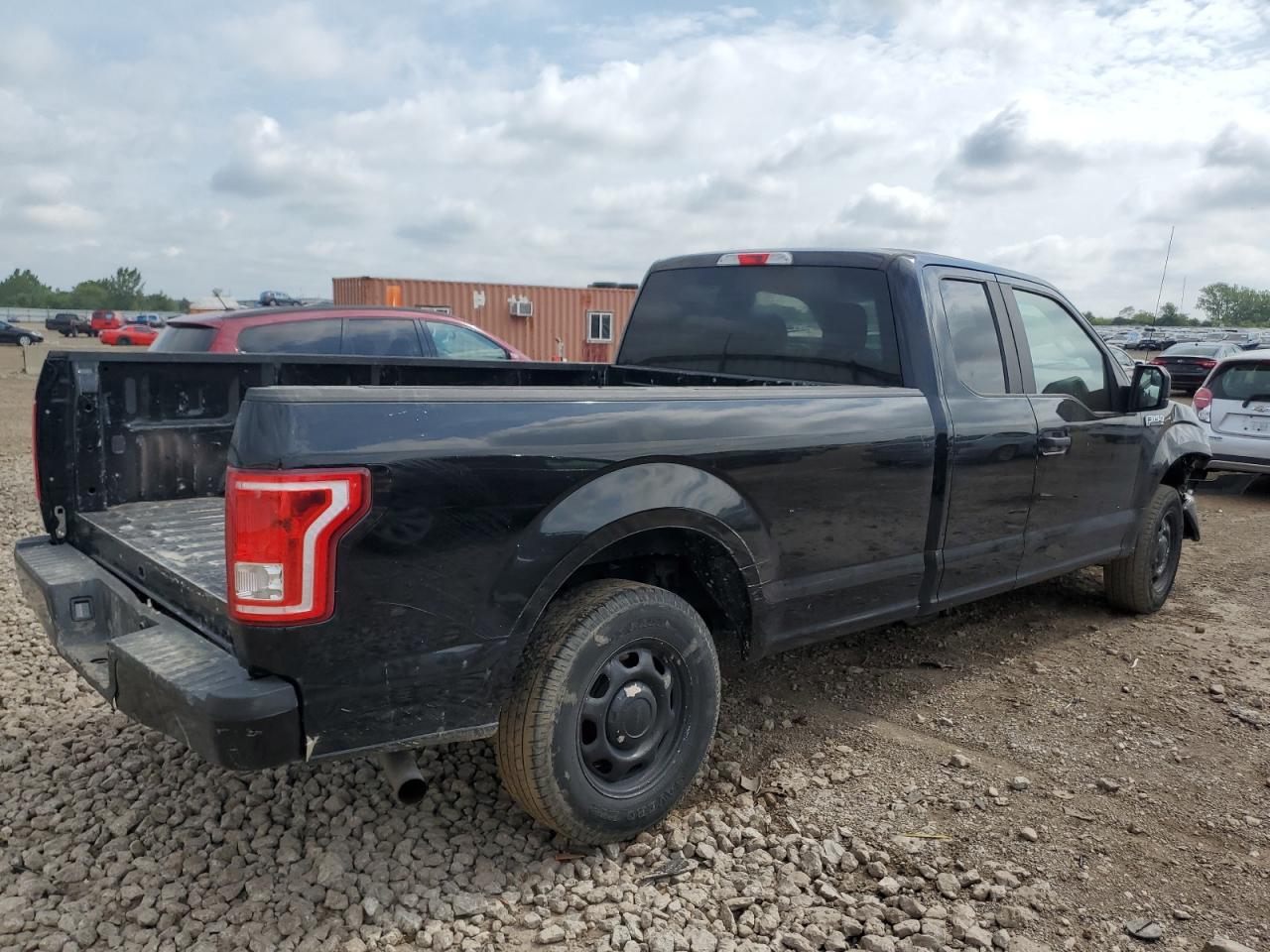 FORD F-150 SUPER CAB