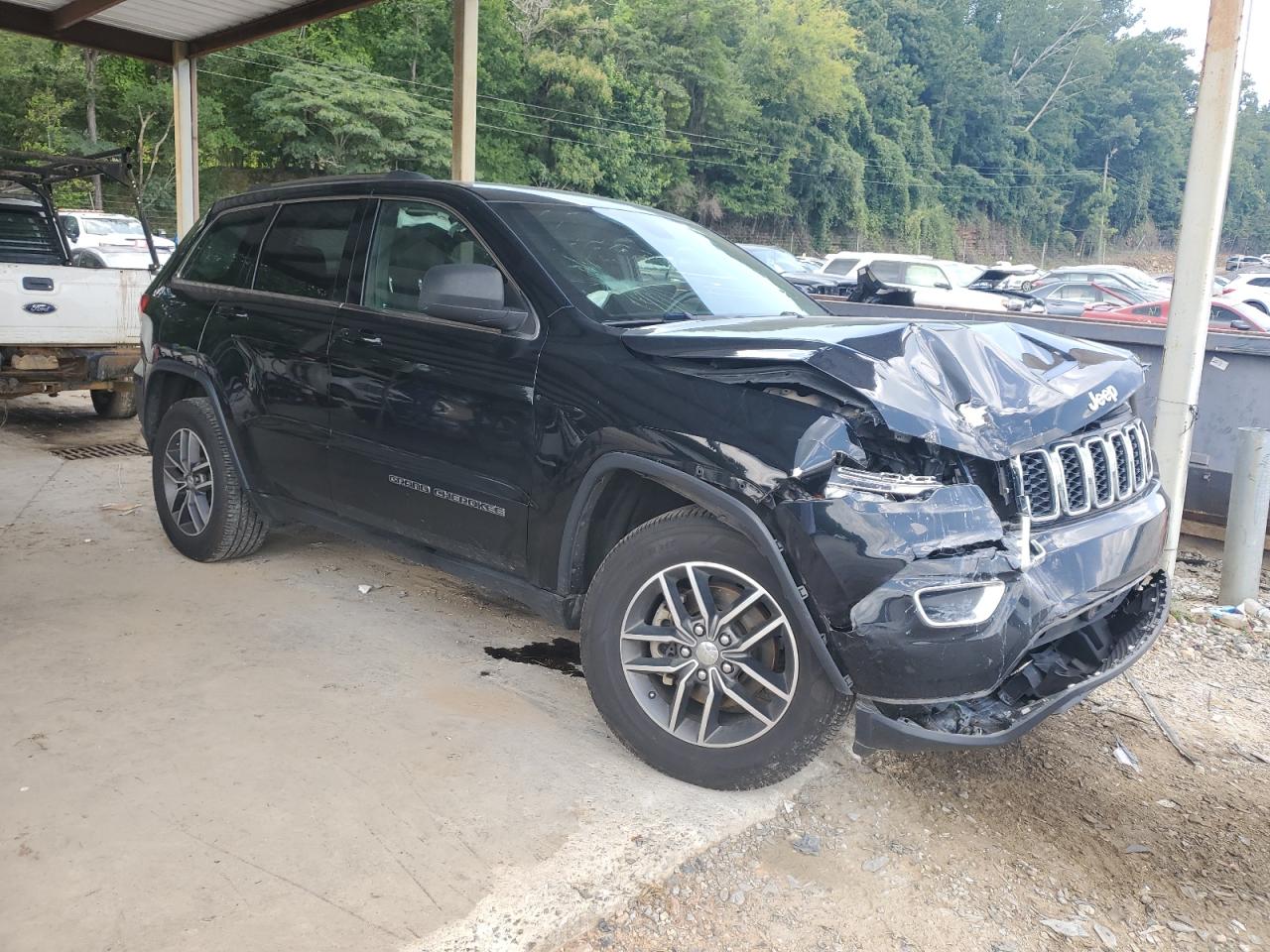 JEEP GRAND CHEROKEE LAREDO