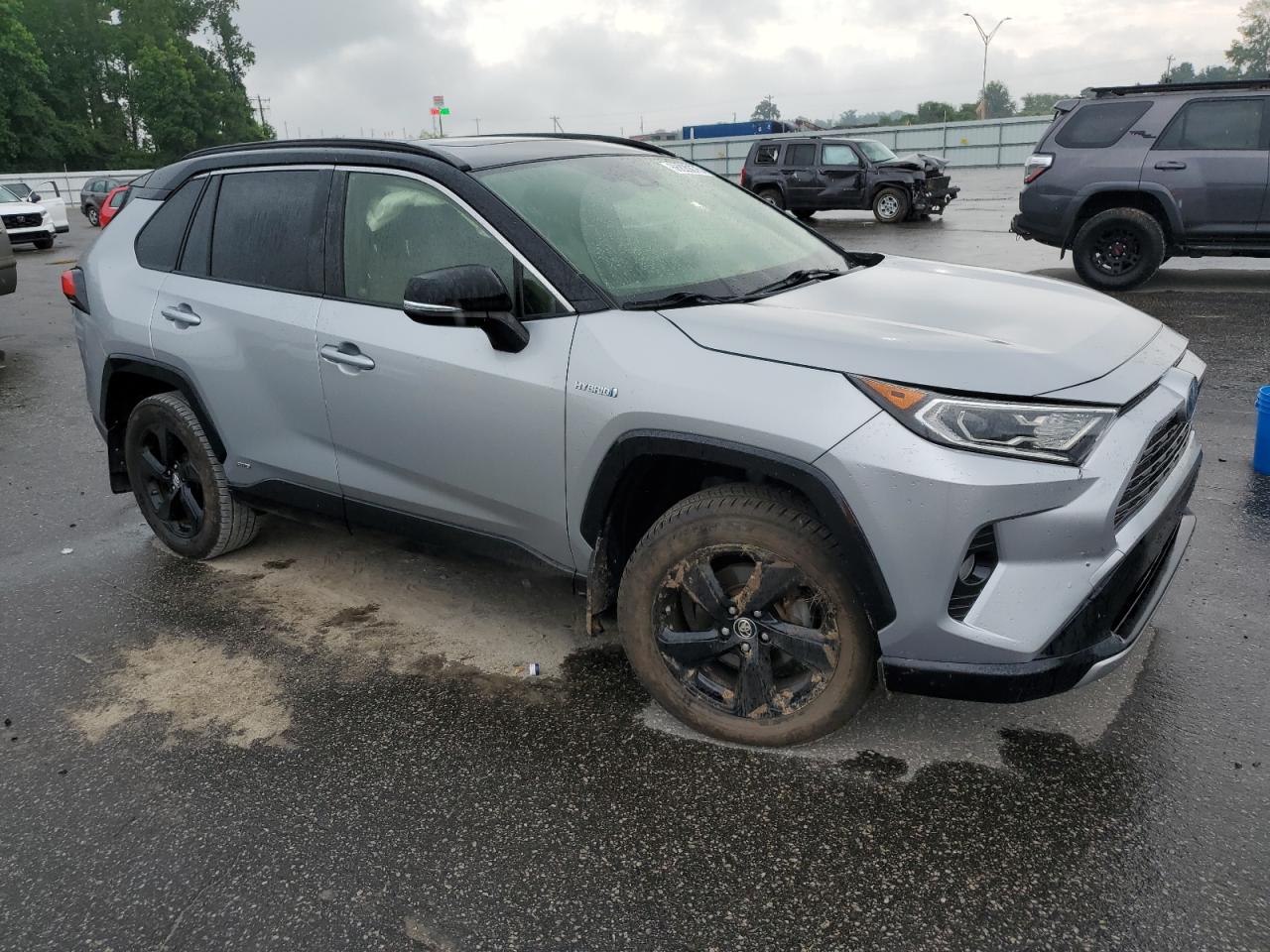 TOYOTA RAV4 XSE