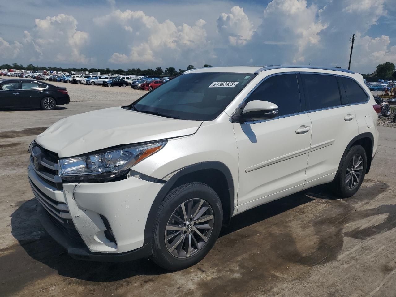 TOYOTA HIGHLANDER SE