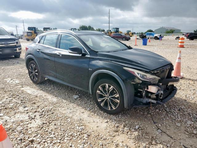 2018 INFINITI QX30 BASE SJKCH5CR1JA057605