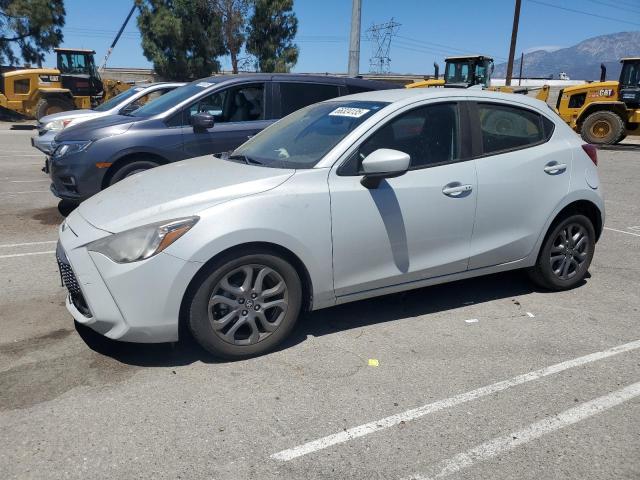 TOYOTA YARIS LE