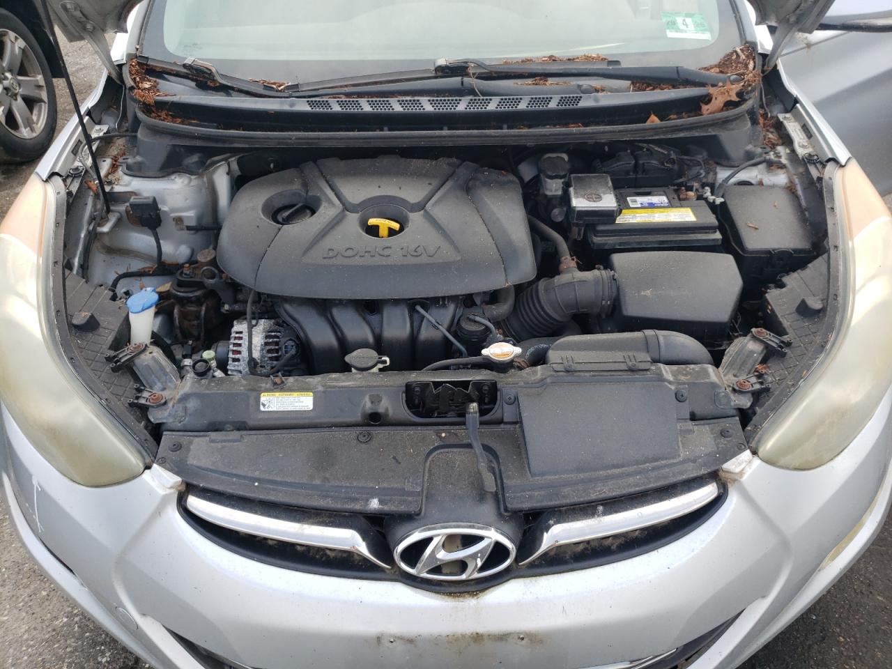 Hyundai Elantra gl 2013