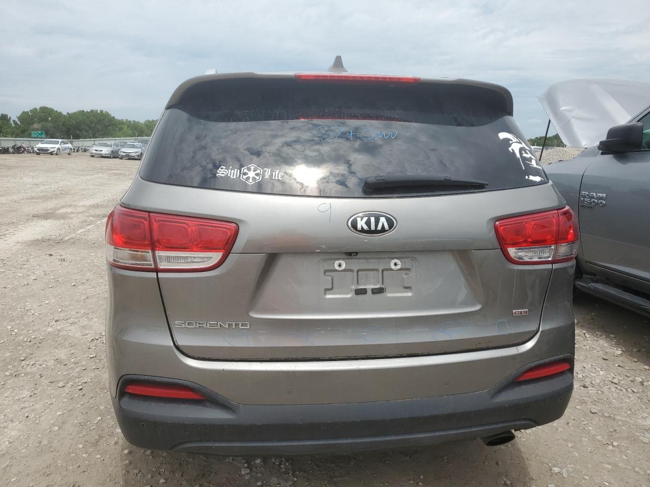 KIA SORENTO LX