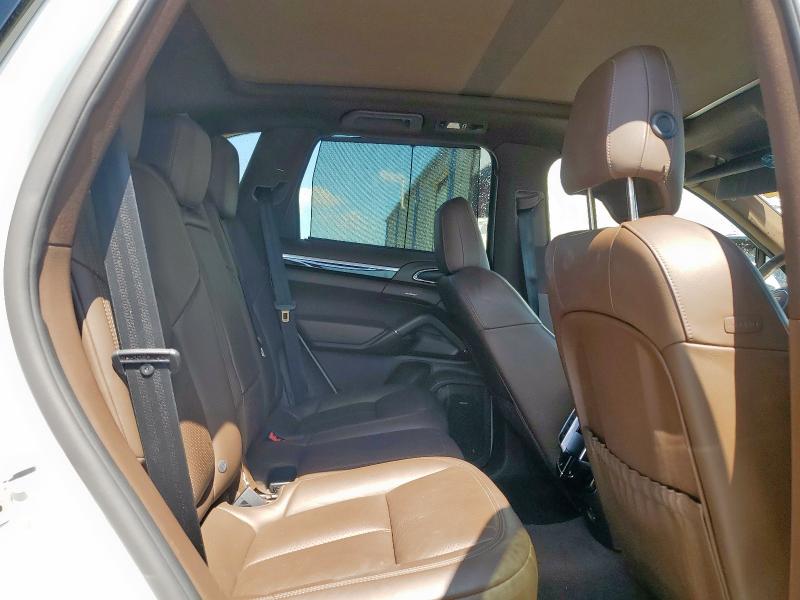 2018 PORSCHE CAYENNE WP1AA2A24JKA06398