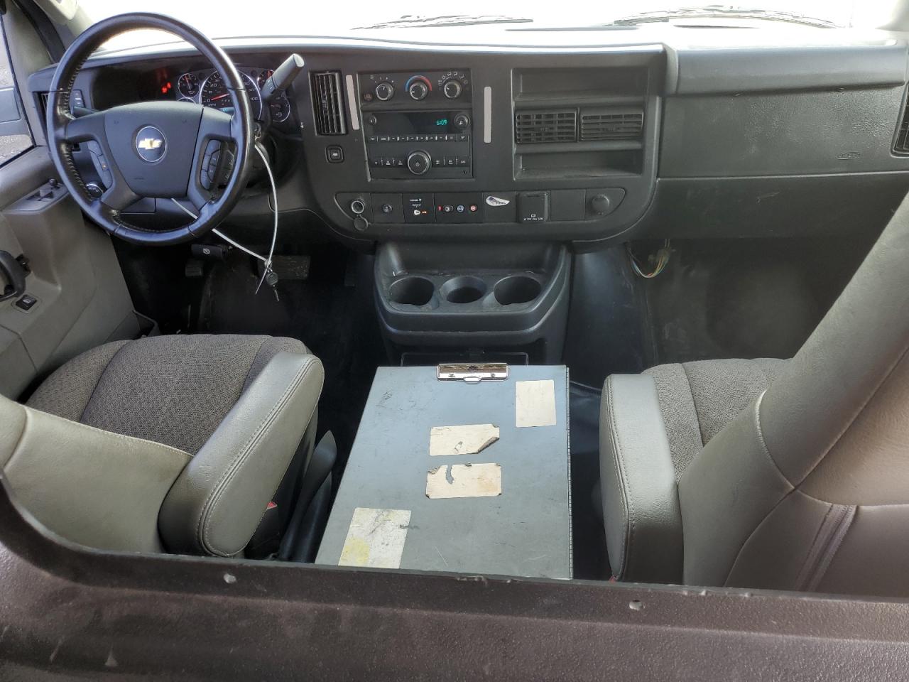 CHEVROLET EXPRESS G2500