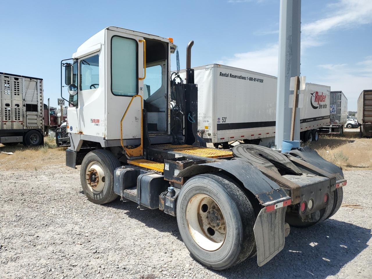 Lot #3256582682 2015 KALMAR OTTAWA4X2