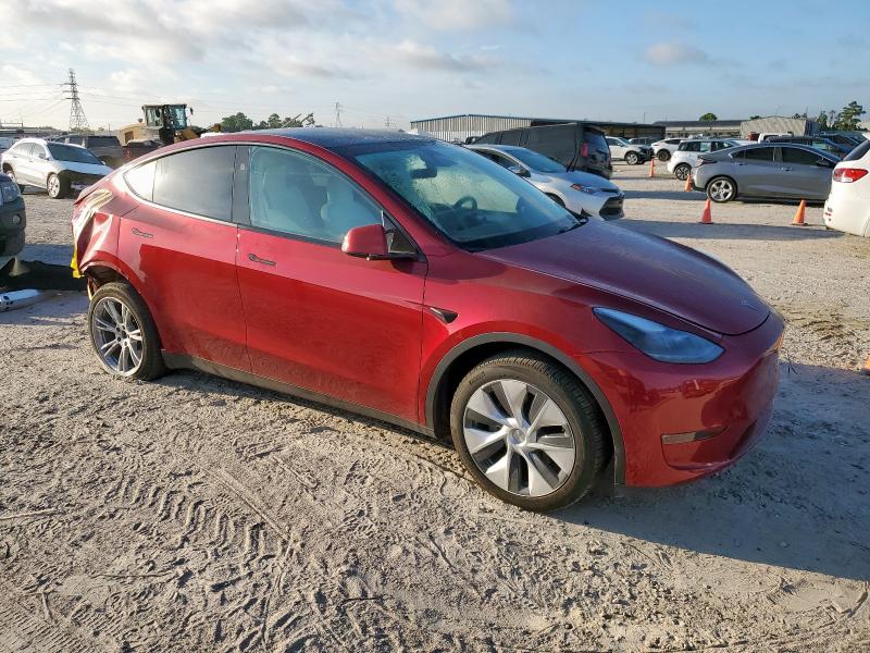 2024 TESLA MODEL Y 7SAYGDEEXRA255618