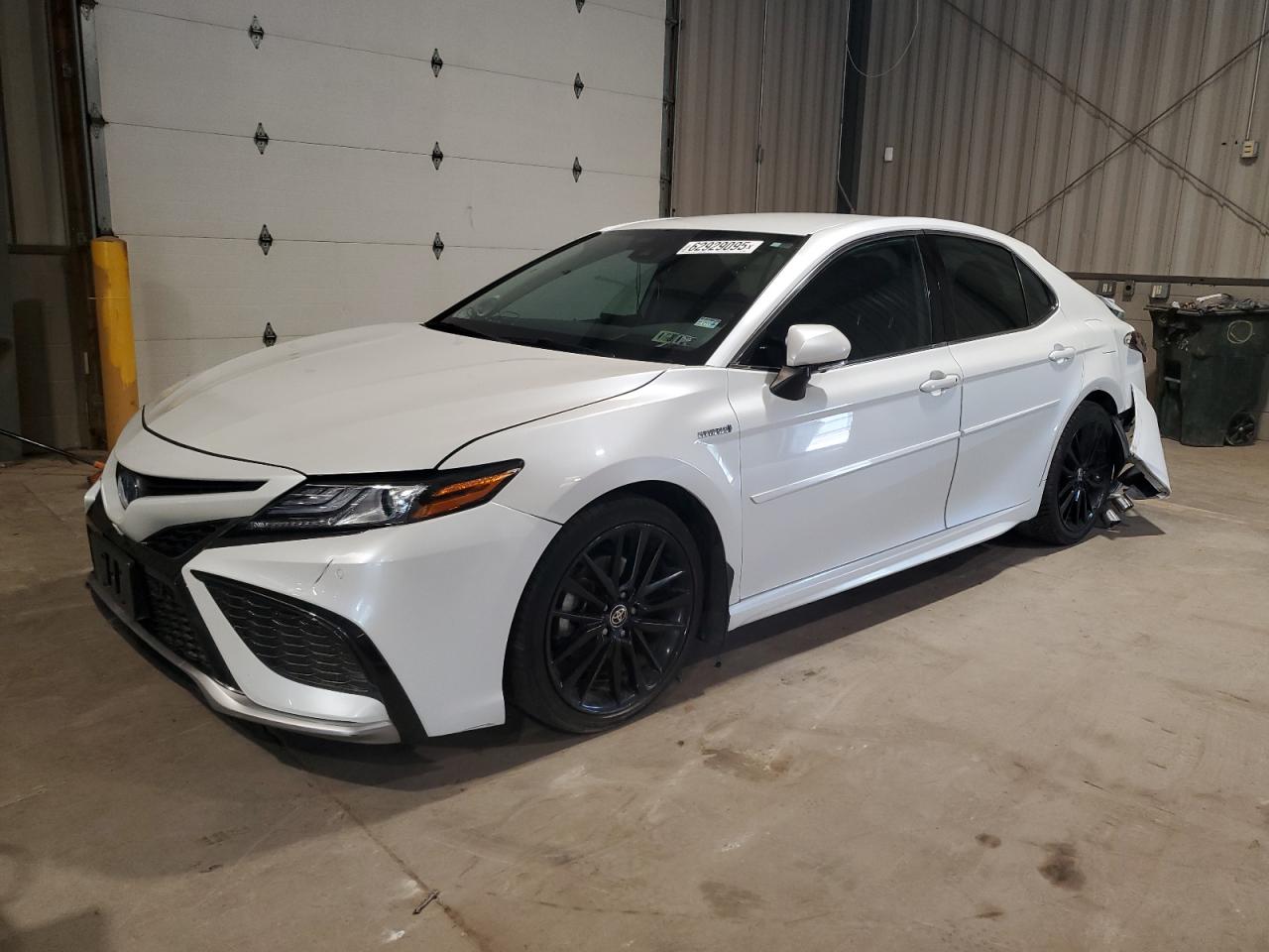 TOYOTA CAMRY XSE
