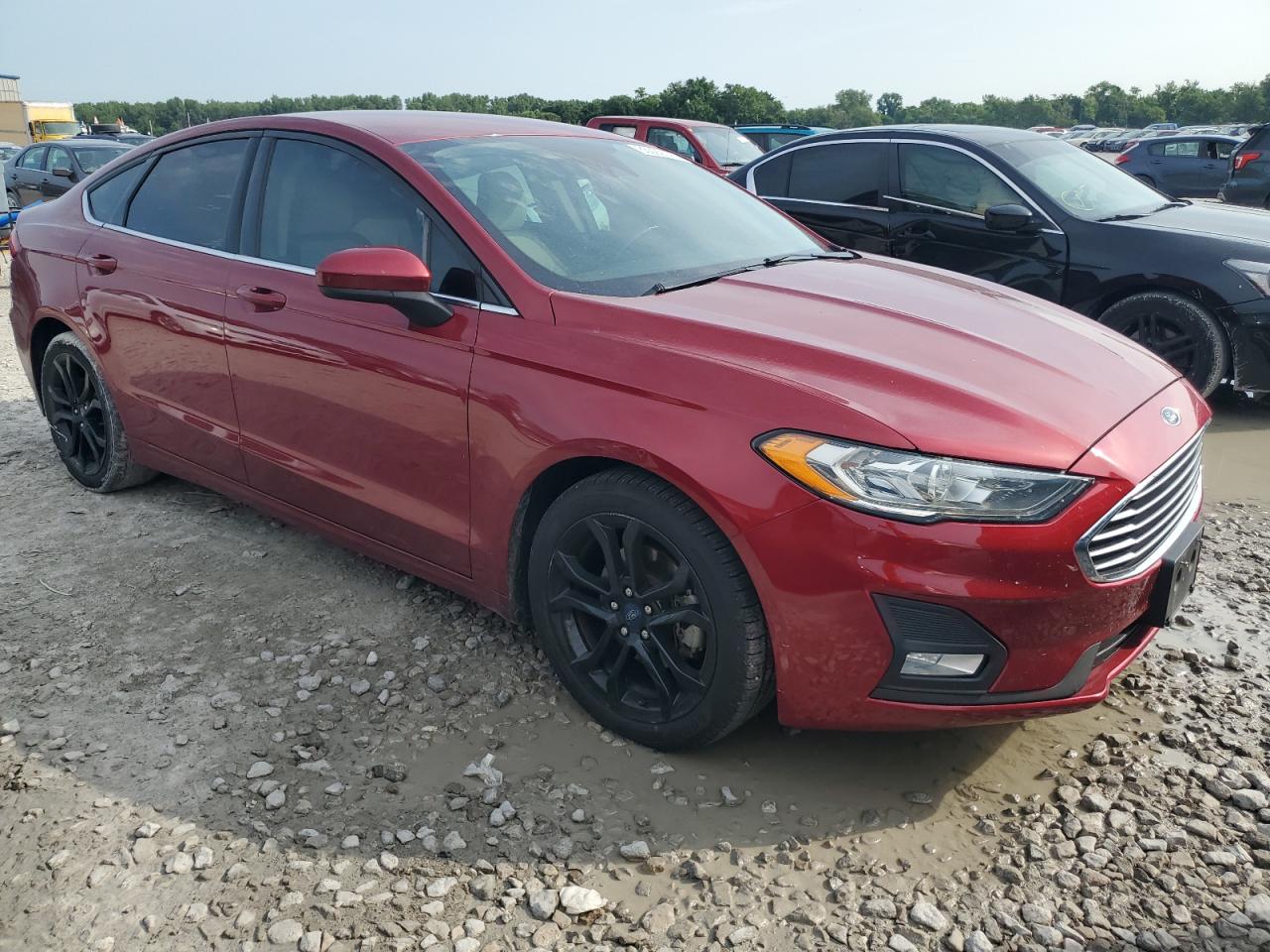 FORD FUSION SE