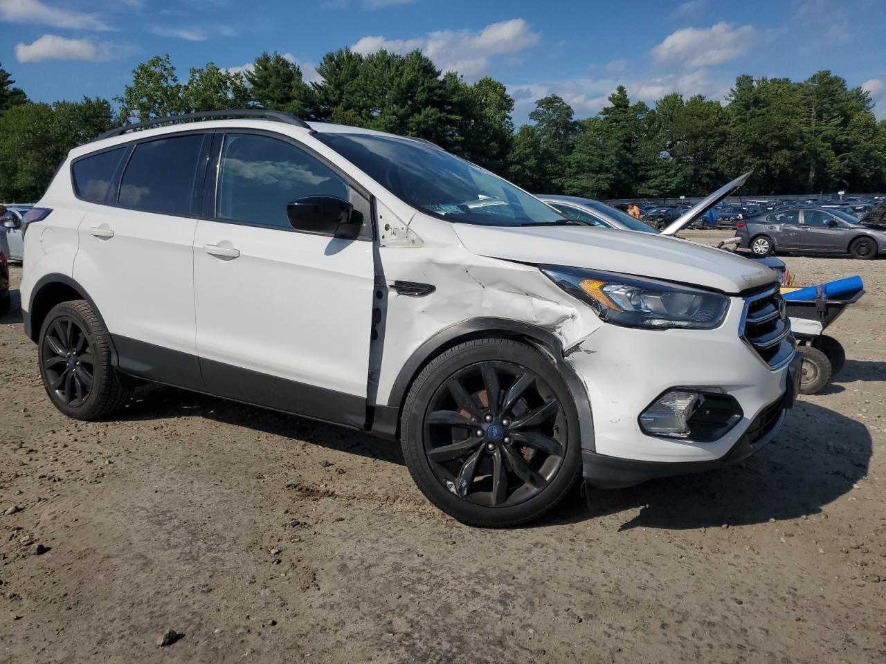 FORD ESCAPE SE