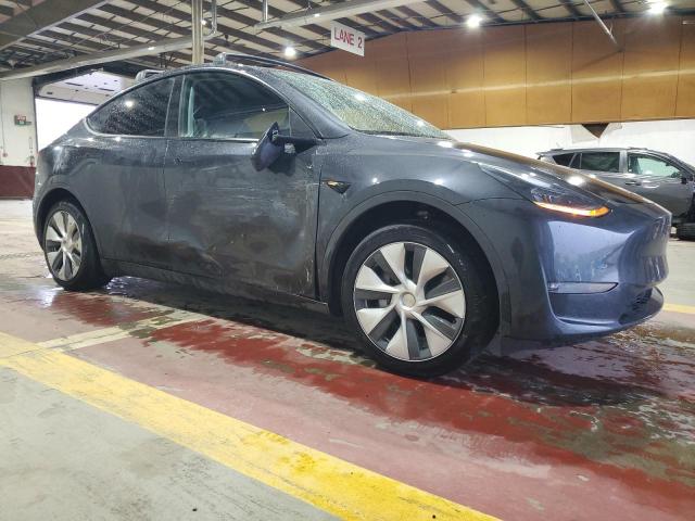 2024 TESLA MODEL Y 7SAYGAEE1RF005587