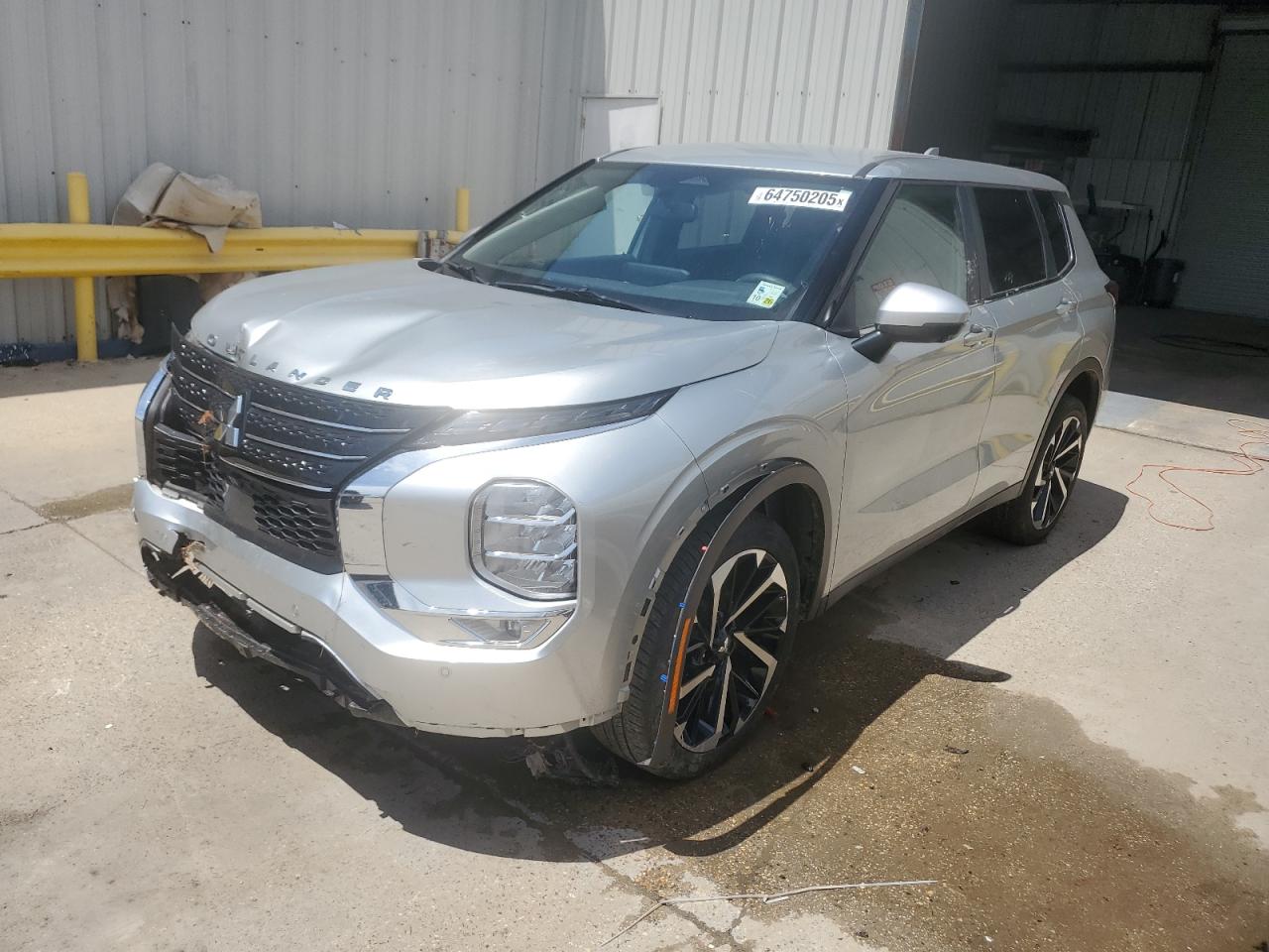 MITSUBISHI OUTLANDER SE