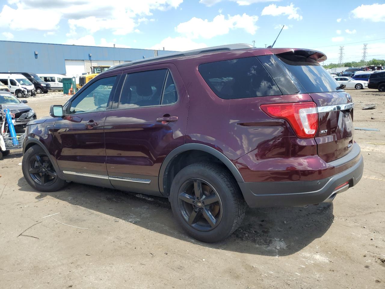 FORD EXPLORER XLT