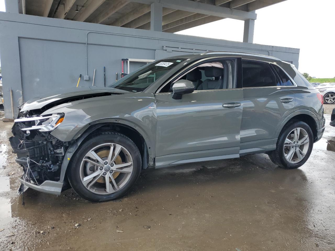 AUDI Q3 PRESTIGE S-LINE