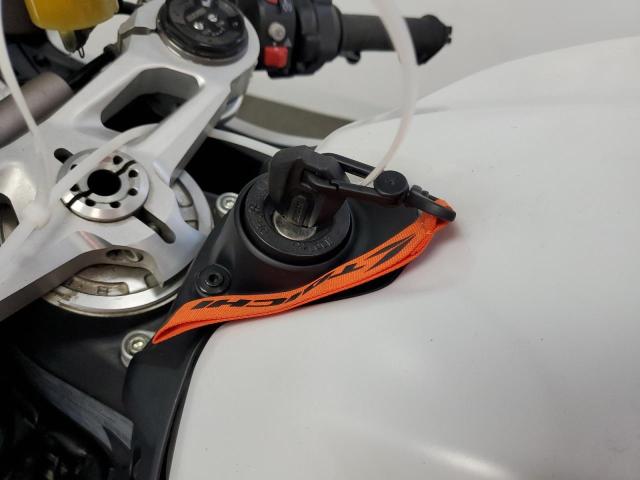 2021 DUCATI PANIGALE V ZDMHAATW0MB004778