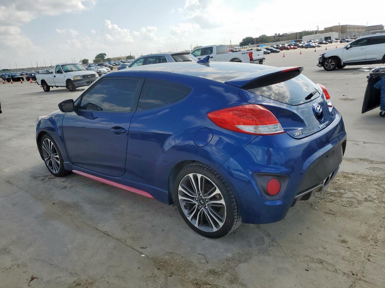 HYUNDAI VELOSTER TURBO