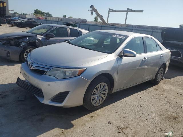 TOYOTA CAMRY BASE