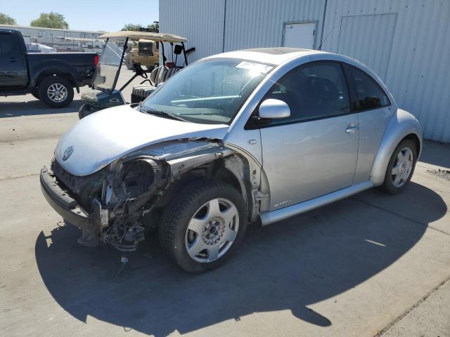 VOLKSWAGEN NEW BEETLE 2000 silver  gas 3VWCD21C1YM499435 photo #1