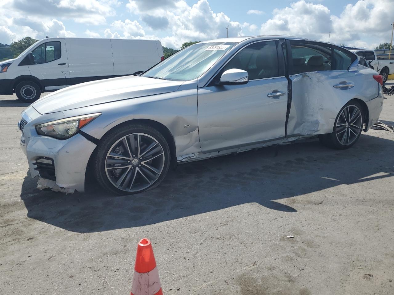 INFINITI Q50 BASE