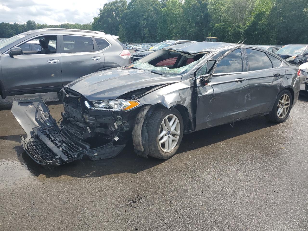 FORD FUSION SE