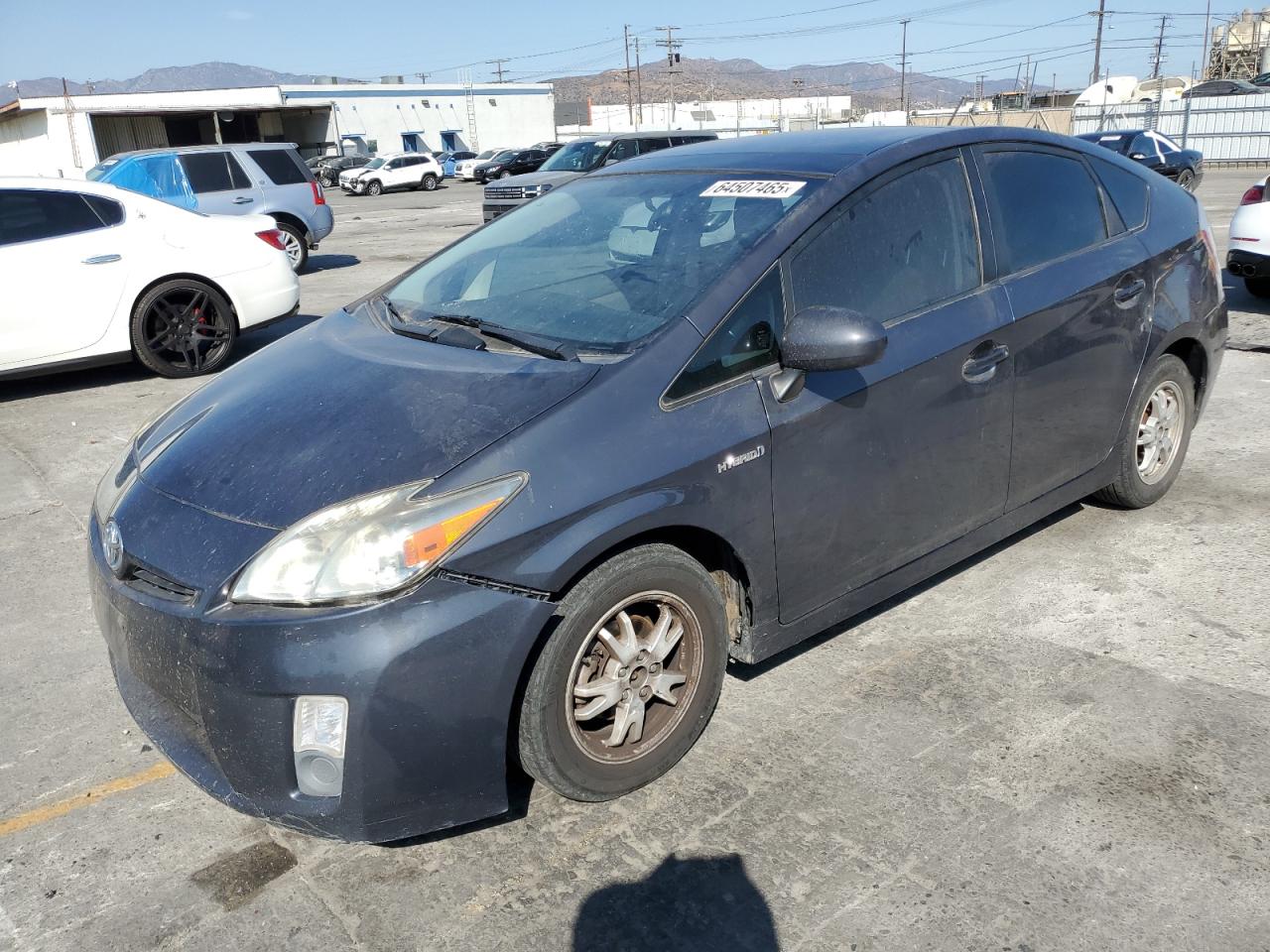 TOYOTA PRIUS