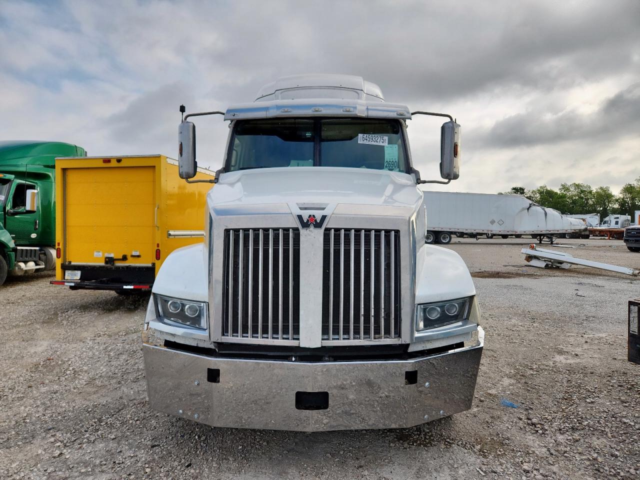 Lot #3291594923 2016 WESTERN STAR/AUTO CAR 5700 XE