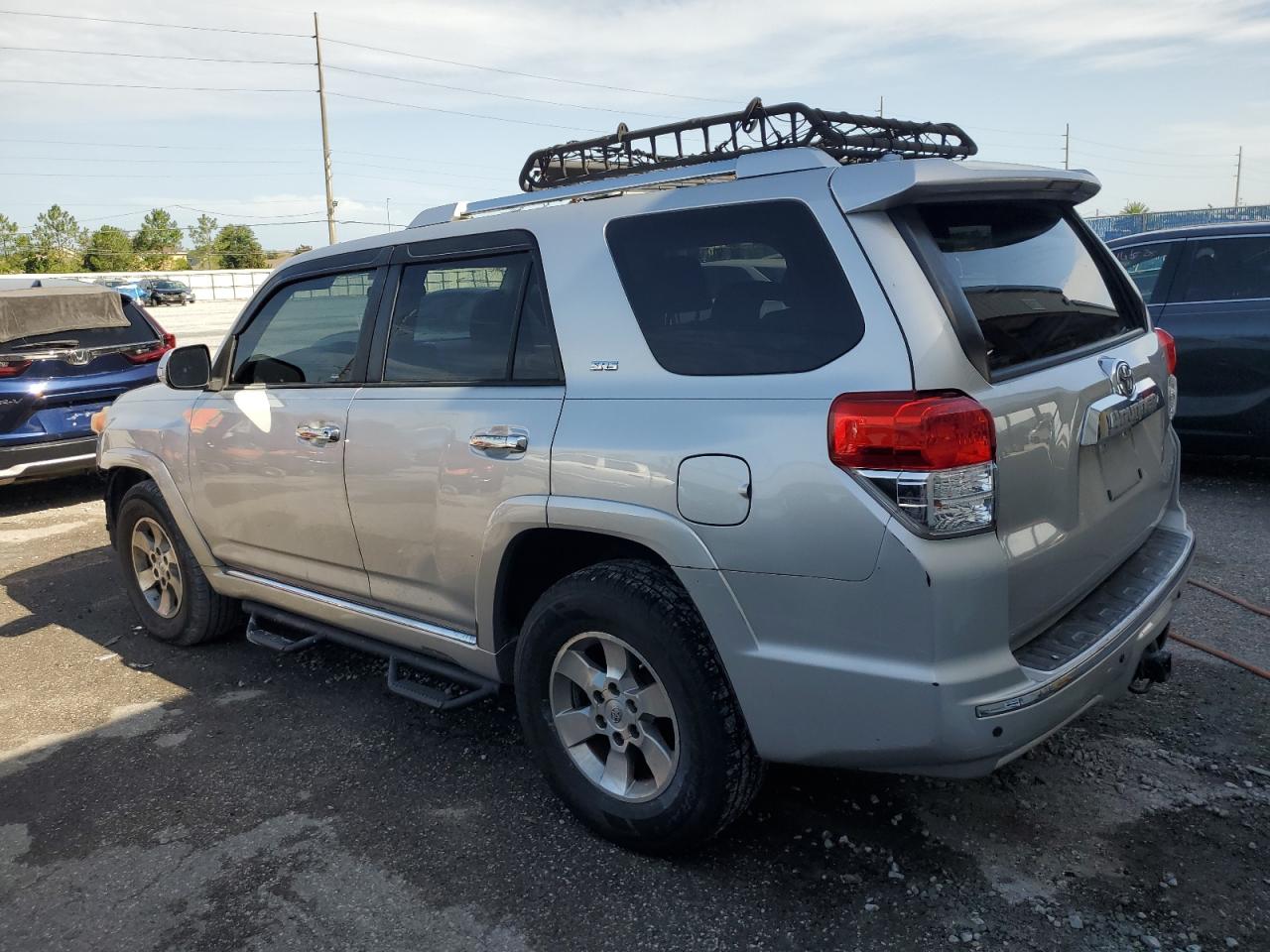 TOYOTA 4RUNNER SR5
