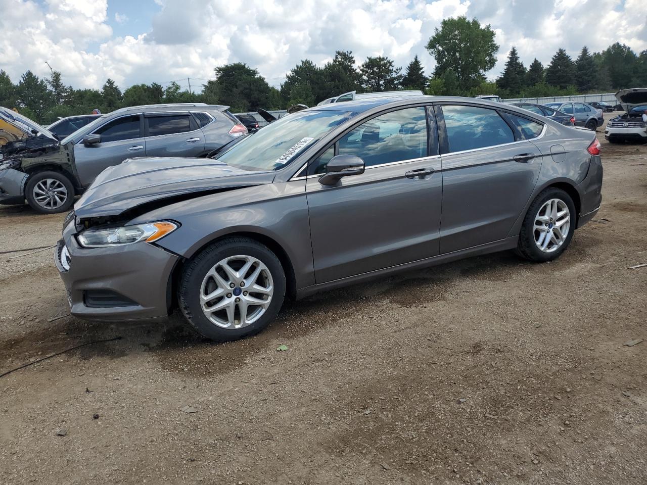 FORD FUSION SE