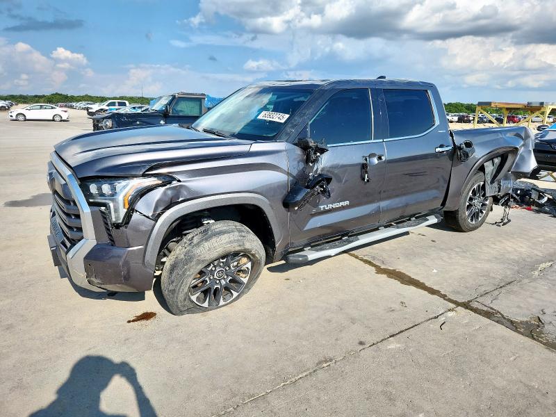 TOYOTA TUNDRA CRE